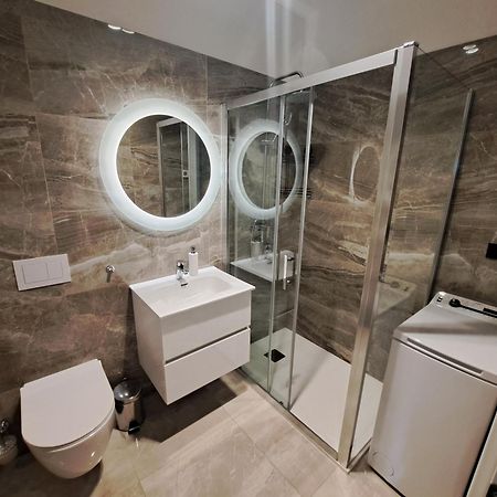 Apartments Pina คอร์นิช ภายนอก รูปภาพ