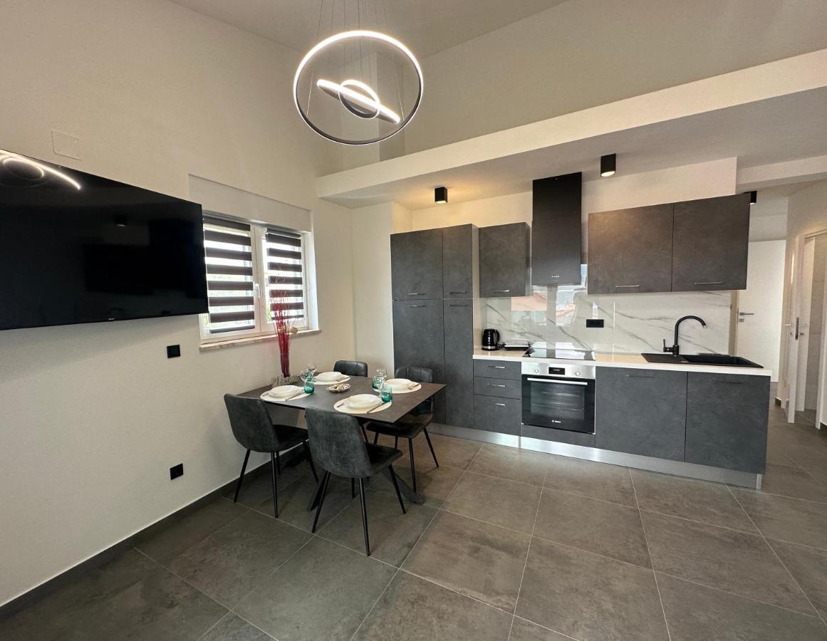 Apartments Pina คอร์นิช ห้อง รูปภาพ